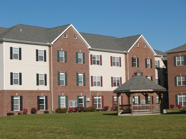 Owens Lake Commons Walbridge, OH Apartment Finder