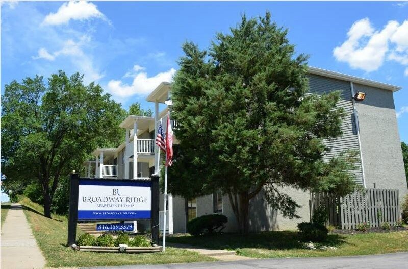 Broadway Ridge Apartments Gladstone, MO Apartment Finder