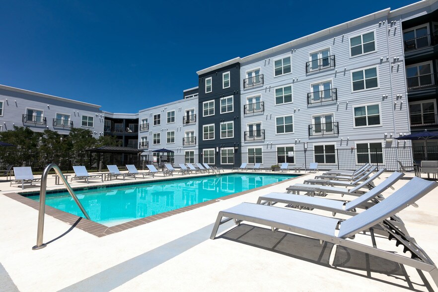 Lincoln Place Apartments Loveland, CO Apartment Finder