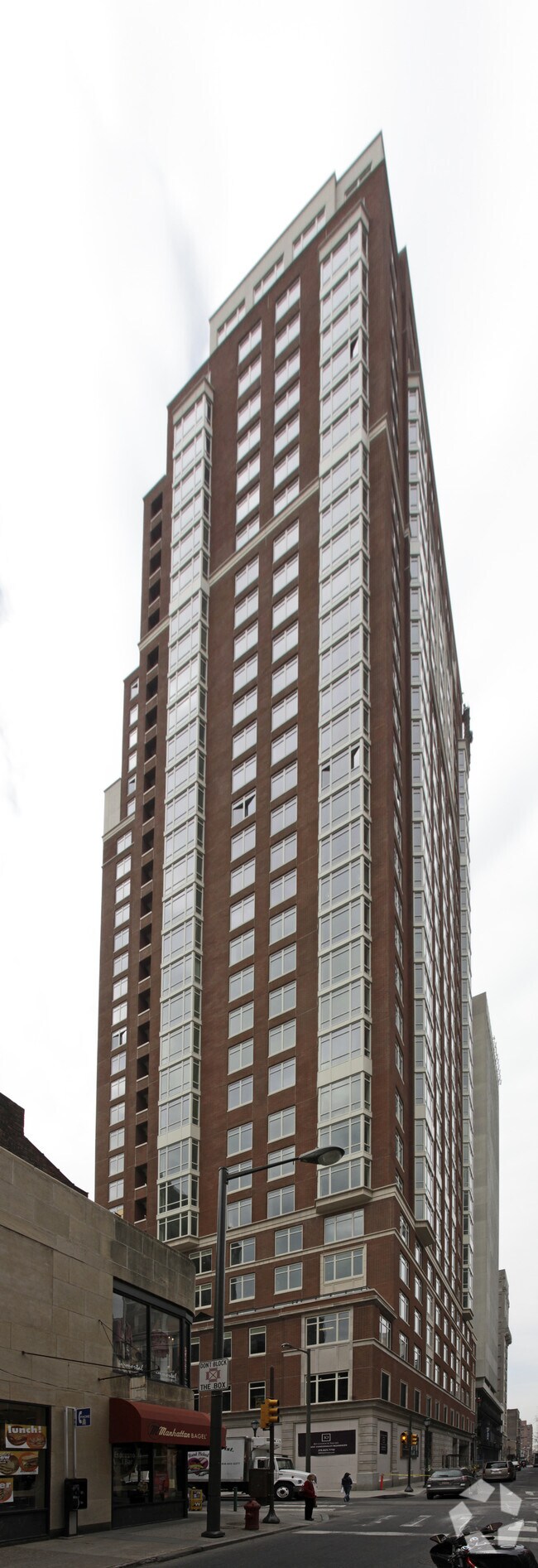 10 Rittenhouse Square Philadelphia, PA Apartment Finder