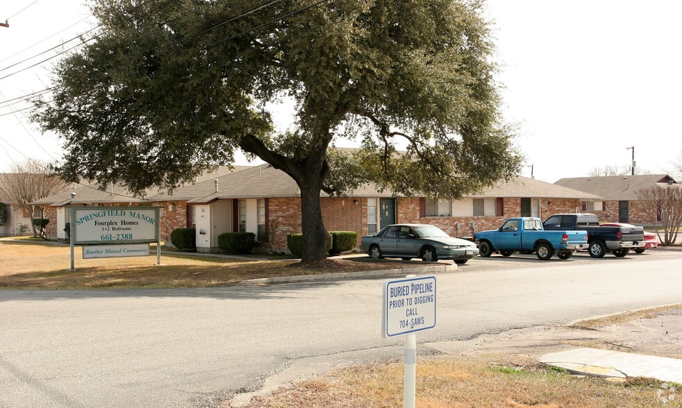 Springfield Manor San Antonio, TX Apartment Finder