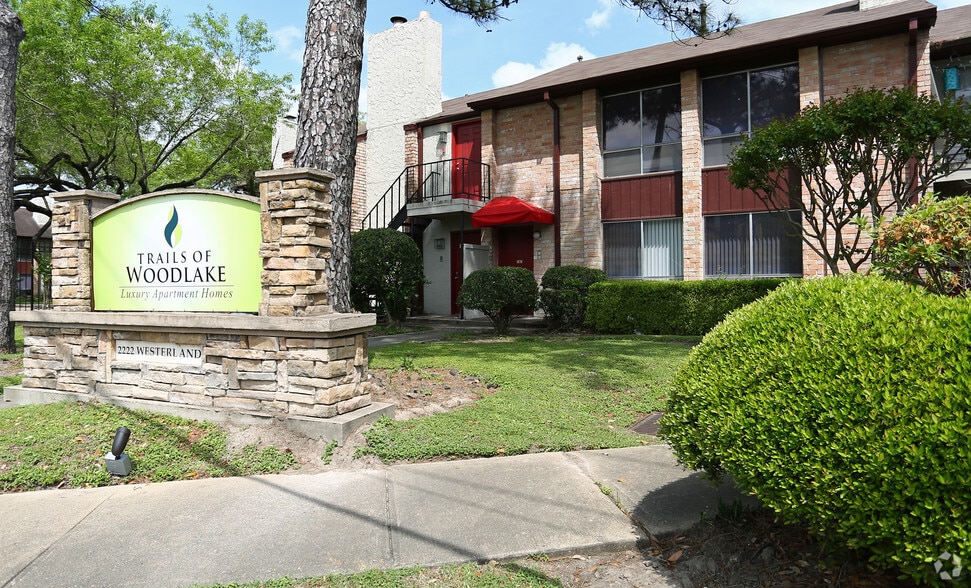 Trails of Woodlake Houston, TX Apartment Finder