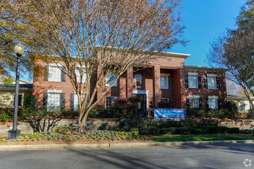 Waterford Hills Charlotte, NC Apartment Finder