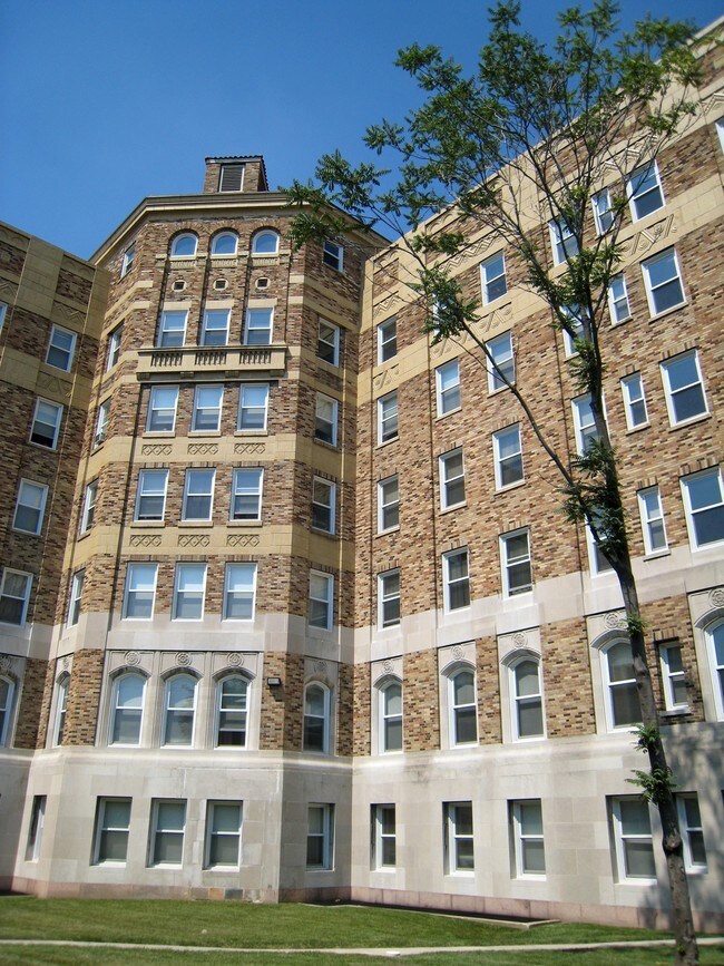 Homer G. Phillips St. Louis, MO Apartment Finder