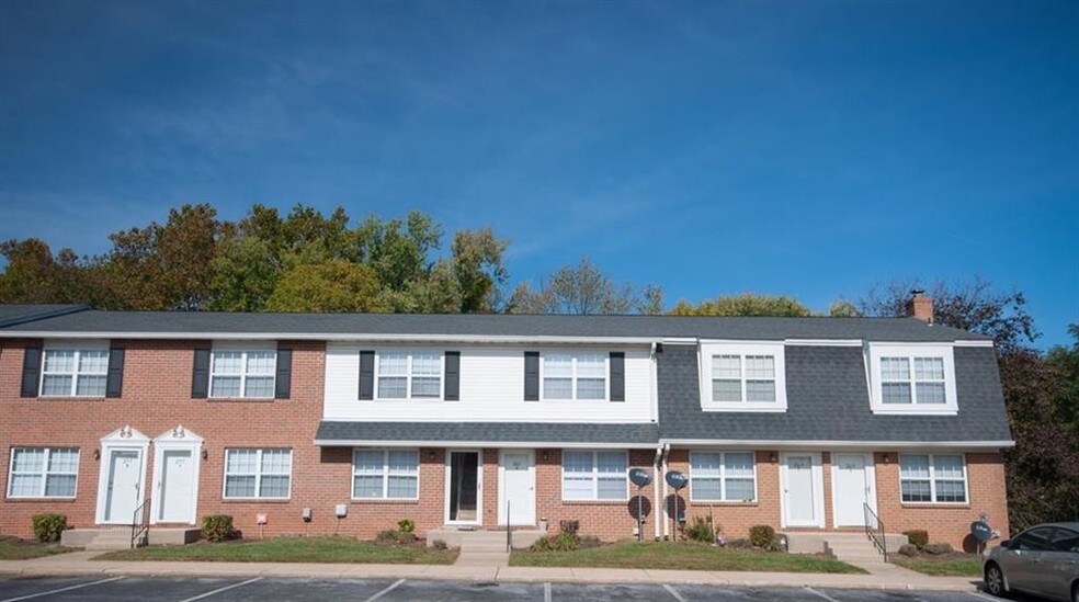 Falcon Crest Townhomes and Apartments Owings Mills, MD Apartment Finder