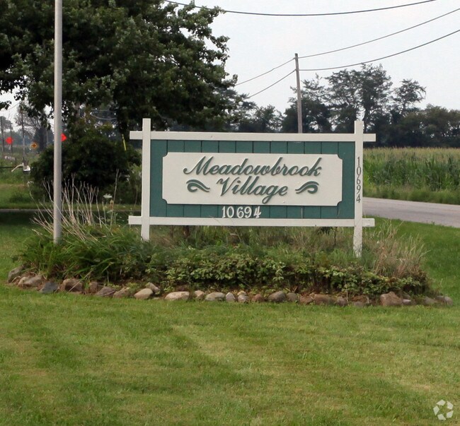 Meadowbrook Village Lockbourne, OH Apartment Finder