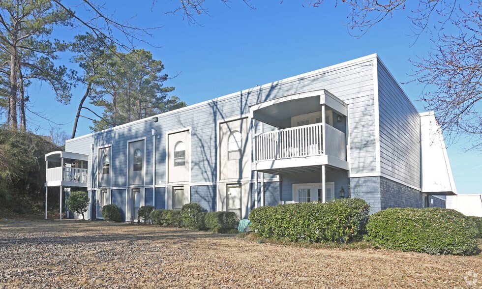 The Brookwood Apartment Homes Homewood, AL Apartment Finder