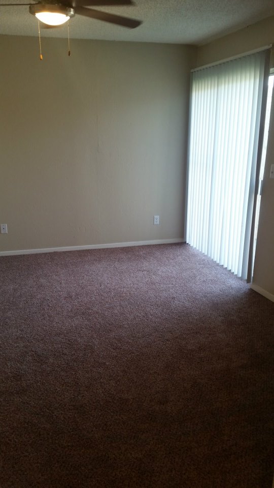 Holly Hills Denton, TX Apartment Finder