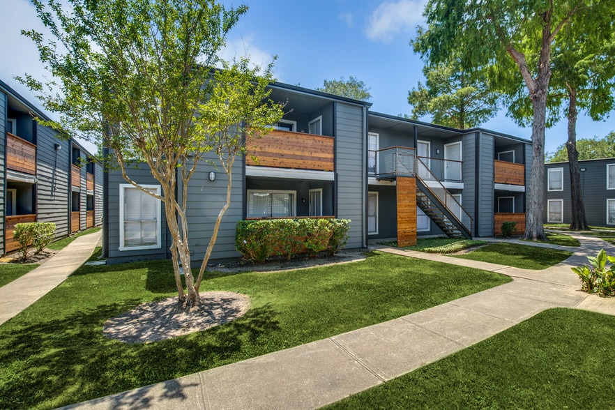 The Aubrey Houston, TX Apartment Finder