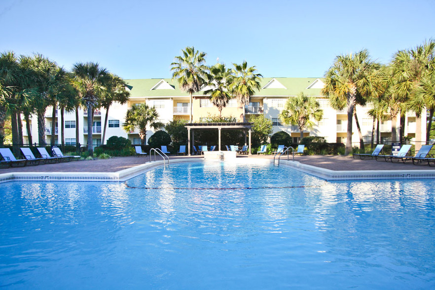 ARIUM Emerald Isle - Fort Walton Beach, FL | Apartment Finder