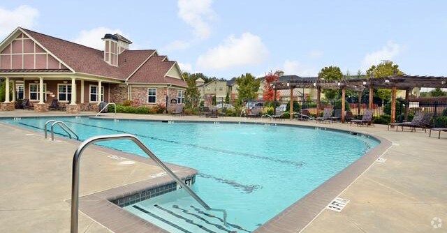 Vineyards Of Brown S Mill Atlanta Ga Apartment Finder