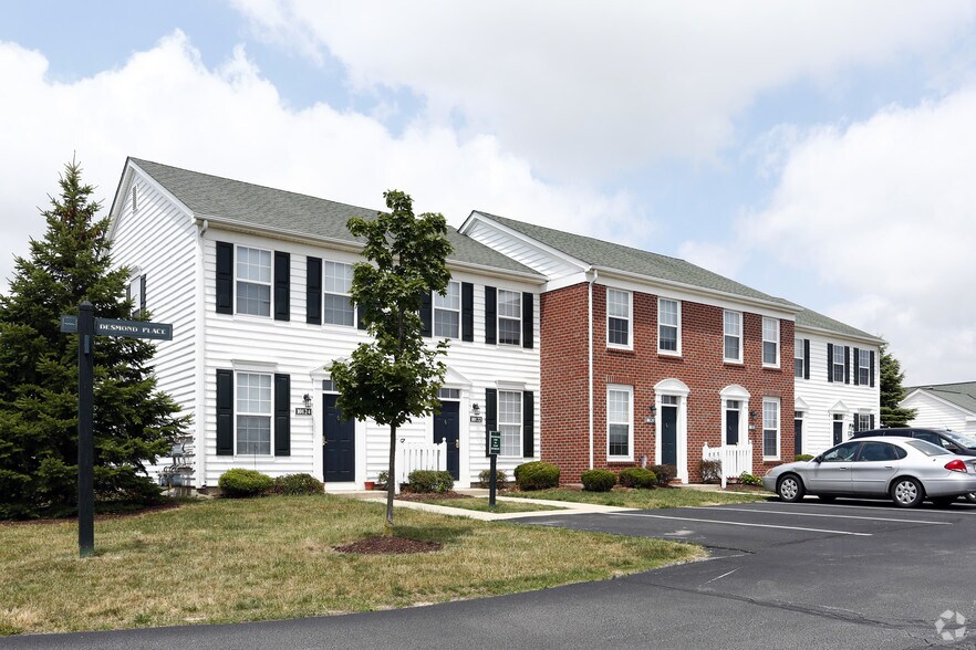 The Lakes at Woodmont Perrysburg, OH Apartment Finder