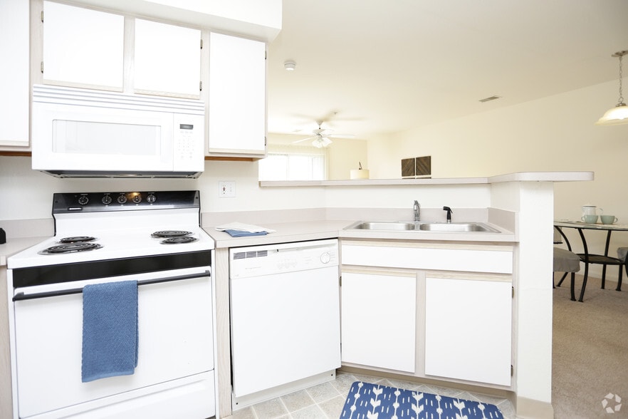 Clearview - Holland, MI | Apartment Finder Clearview - Holland, MI | Apartment Finder