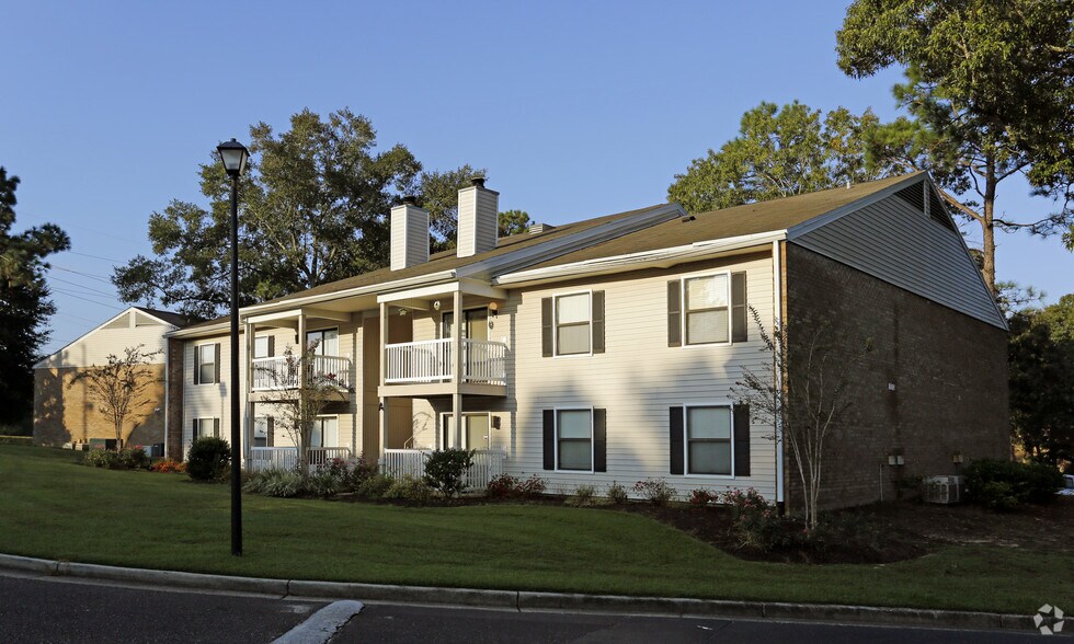 Inverness Lakes Apartments Mobile, AL Apartment Finder
