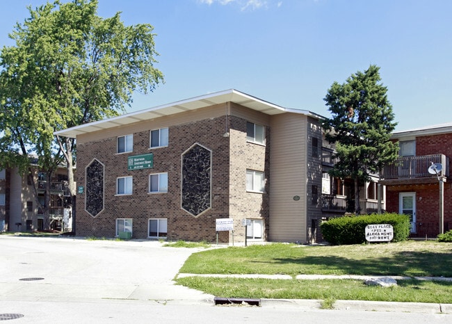 Marywood Apartments For Rent In Aurora Il Marywood Apartments For Rent In Aurora Il