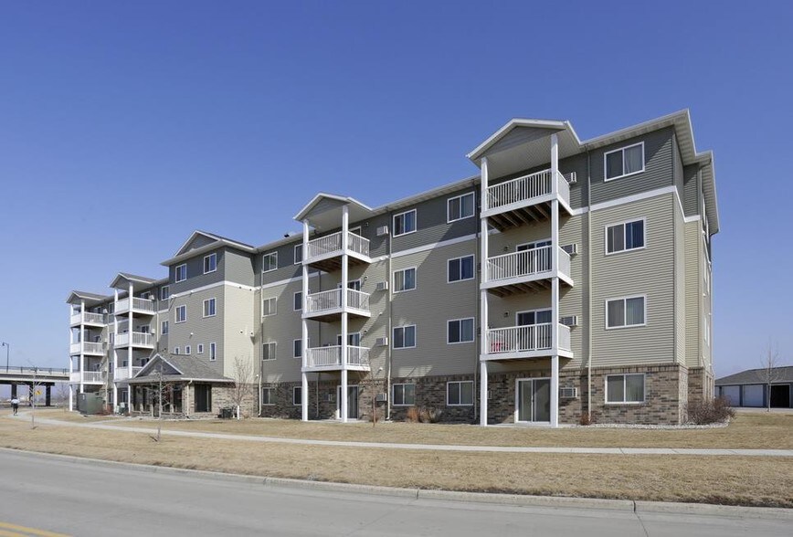 Dakota Drive Apartments Fargo, ND Apartment Finder