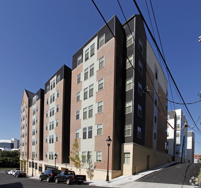 8 1/2 Canal Street Richmond, VA Apartment Finder