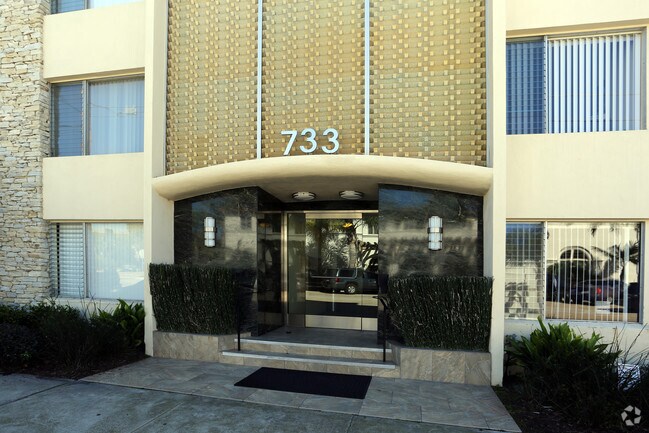 La Jolla Place Apartments La Jolla Place Apartments