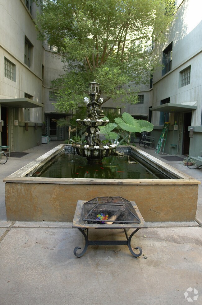 New Yorker Vintage Apartments Bakersfield Ca Apartment Finder New Yorker Vintage Apartments