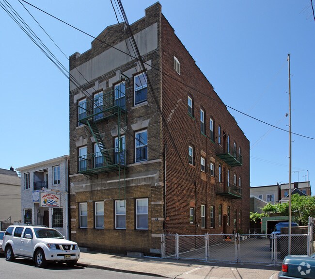 71 Van Buren St Newark, NJ Apartment Finder