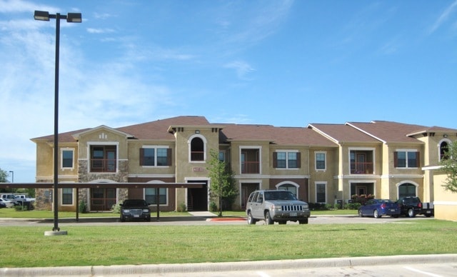 Bella Vista Gainesville, TX Apartment Finder