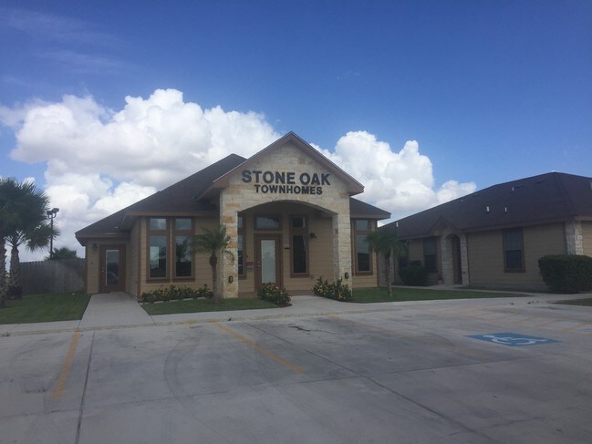 Stone Oak Apartments - Harlingen, TX | Apartment Finder Stone Oak Apartments - Harlingen, TX | Apartment Finder