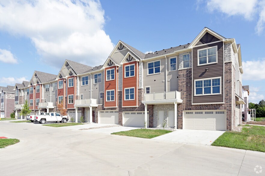 aspire townhomes west des moines ia apartment finder