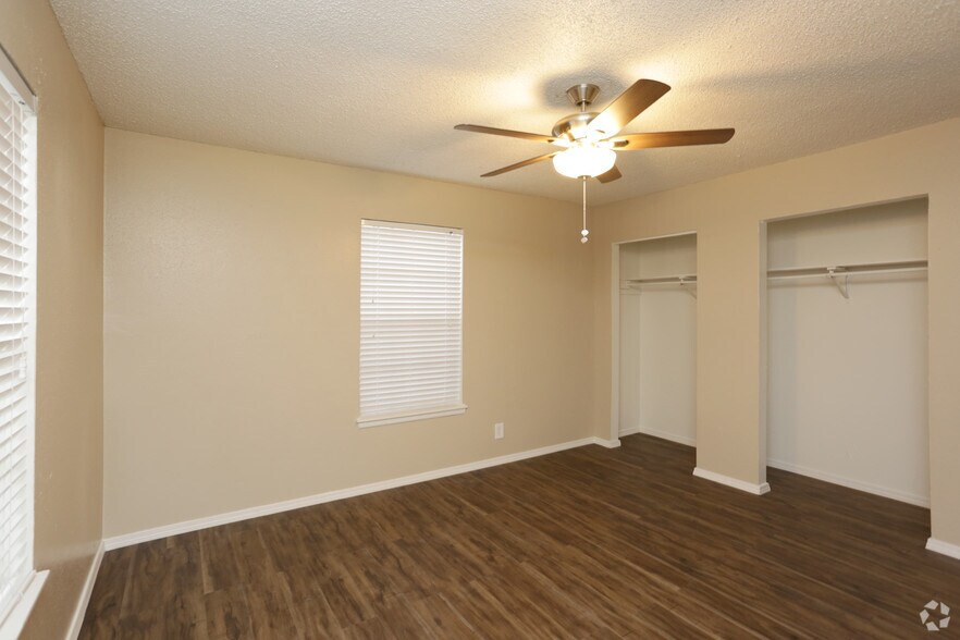 Oaks On Bandera San Antonio Tx Apartment Finder
