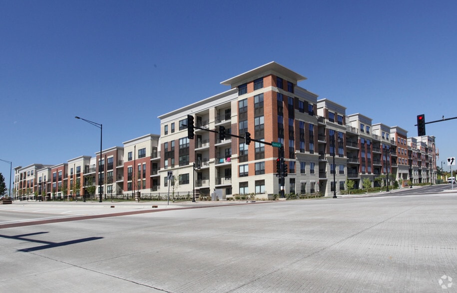 Ninety7Fifty on the Park - Orland Park, IL | Apartment Finder