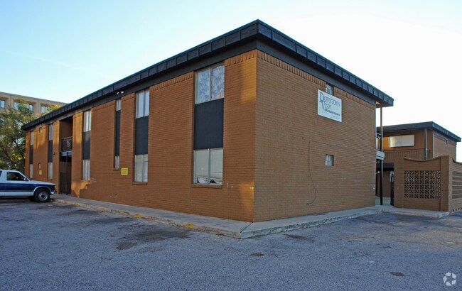 Downtown View Apartments Midland Tx Apartment Finder Building Photo Downtown View Apartments