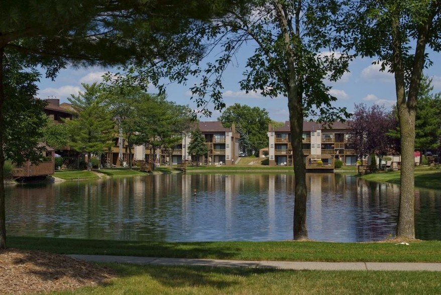 Arbor Lake Apartments Wyoming, MI Apartment Finder
