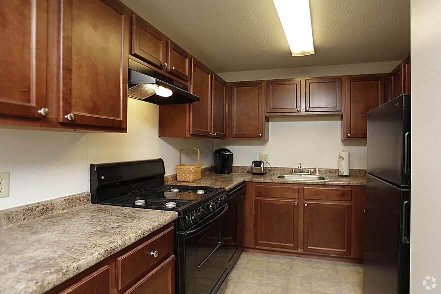 Canterbury Apartments Nashua, NH Apartment Finder