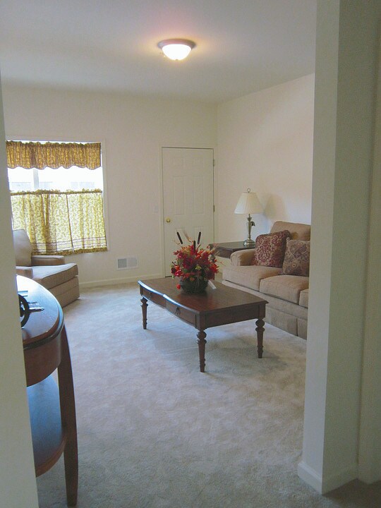 Cedar Crest Apartments Amsterdam, NY Apartment Finder