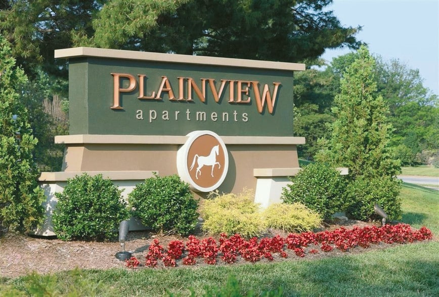 Plainview Apartments Louisville, KY Apartment Finder