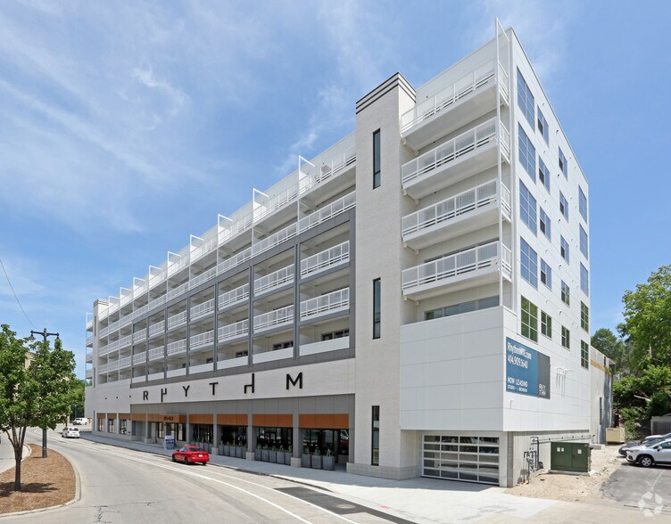 Rhythm Milwaukee, WI Apartment Finder