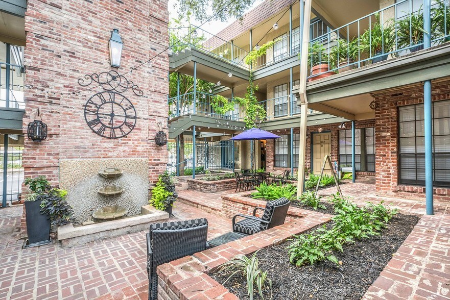 French Place Apartments San Antonio Tx Apartment Finder