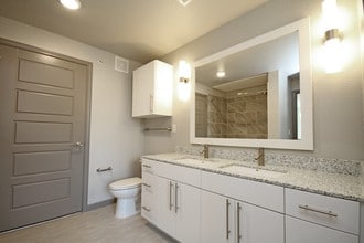 Hebron 121 Station - Lewisville, TX | Apartment Finder