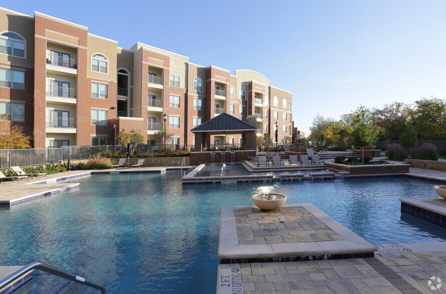 Keller Springs Crossing Carrollton, TX Apartment Finder