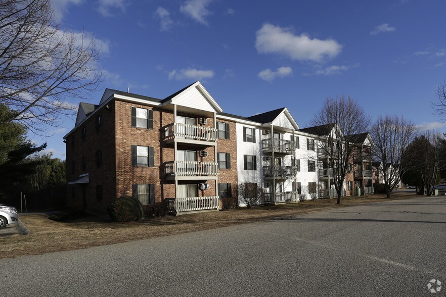 Country Brook Apts Rochester, NH Apartment Finder