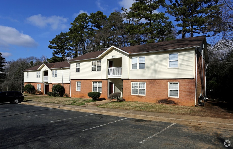 Tanglewood Apartments Charlotte, NC Apartment Finder
