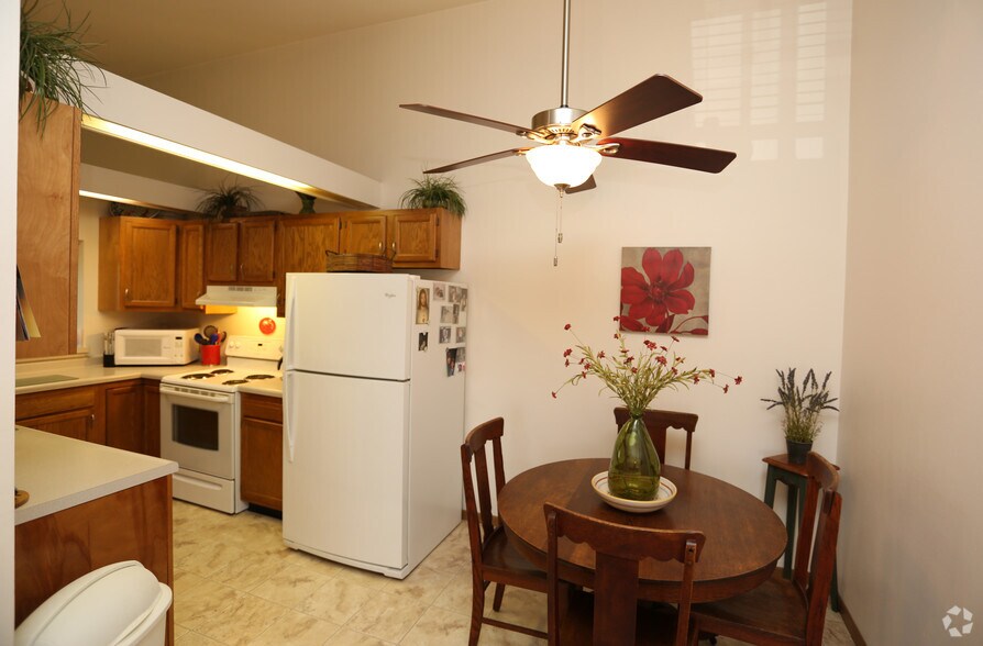 Ridge Creek Apartments Madison Wi Apartment Finder