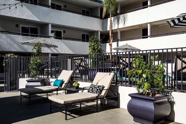 The Warwick Apartments San Diego The Warwick Apartments San Diego