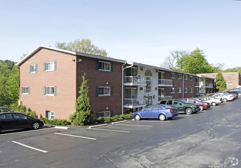 White Oaks Pittsburgh, PA Apartment Finder