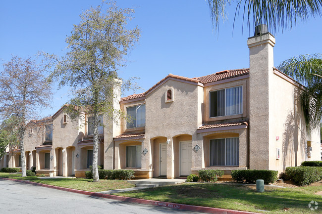 Palos Verdes Townhomes - Moreno Valley, CA | Apartment Finder