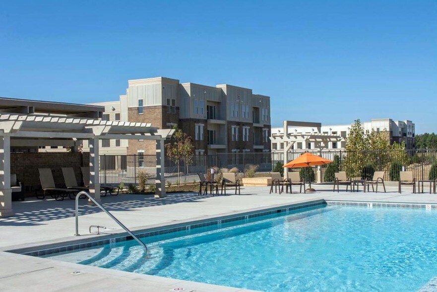 The Flats at Fishers Marketplace Fishers, IN Apartment Finder