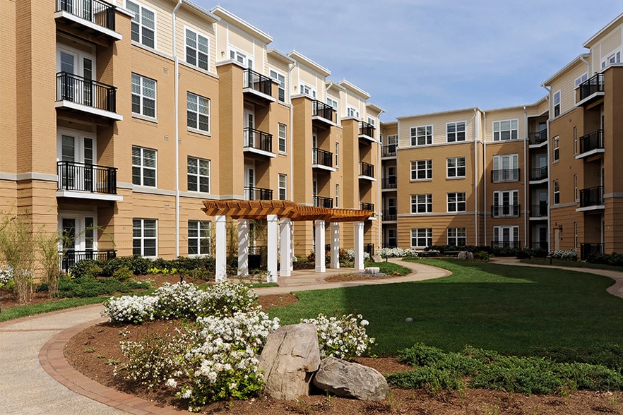 The Reserve at Tysons Corner Vienna, VA Apartment Finder