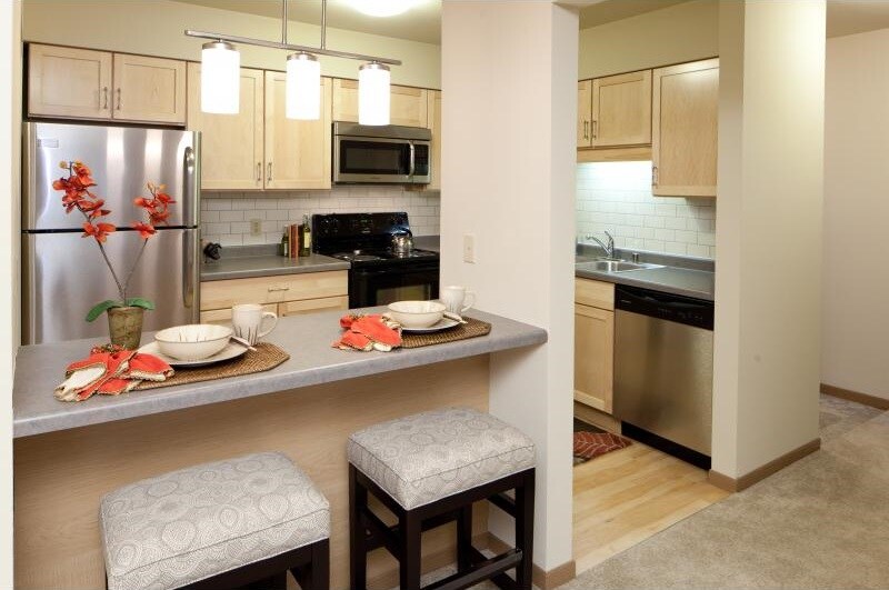 Coventry Apartments Glendale, WI Apartment Finder