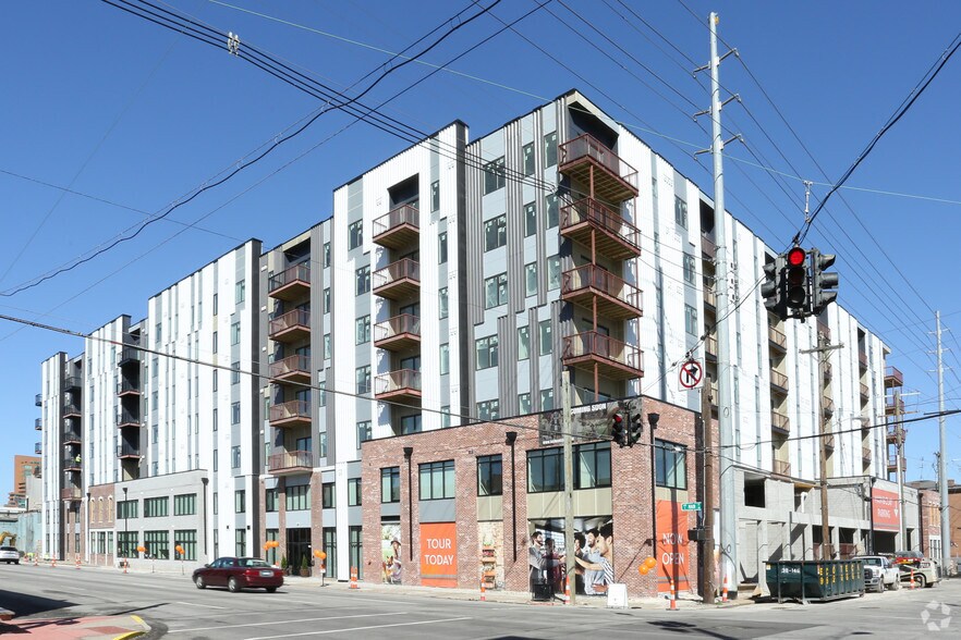 Main & Clay Louisville, KY Apartment Finder