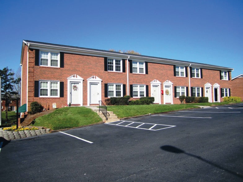 Holly Hill Thomasville, NC Apartment Finder