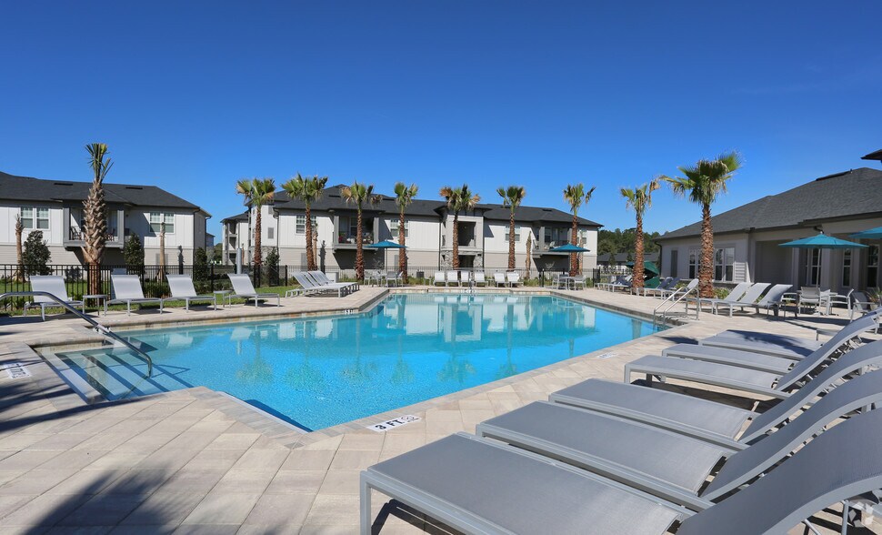 Gran Bay Apartments Jacksonville, FL Apartment Finder